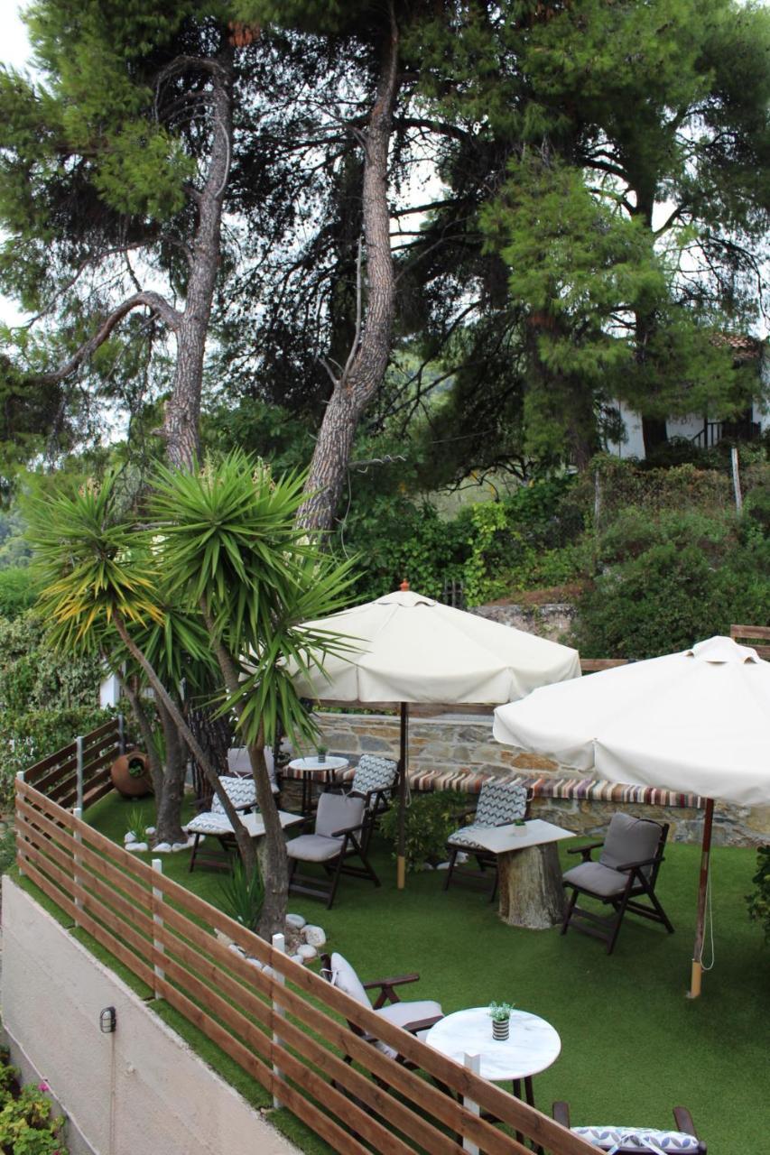 The Pine Trees Lejlighedshotel Agnontas Eksteriør billede
